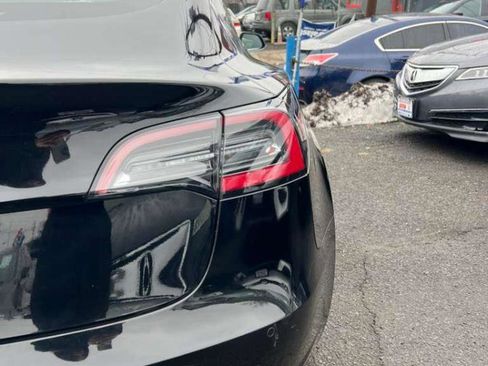 Used 2019 Tesla Model 3 Standard Range Plus image 13