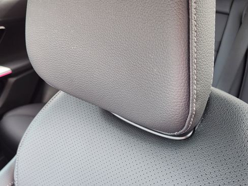 Certified 2025 Mercedes-Benz GLC 300 4MATIC image 16