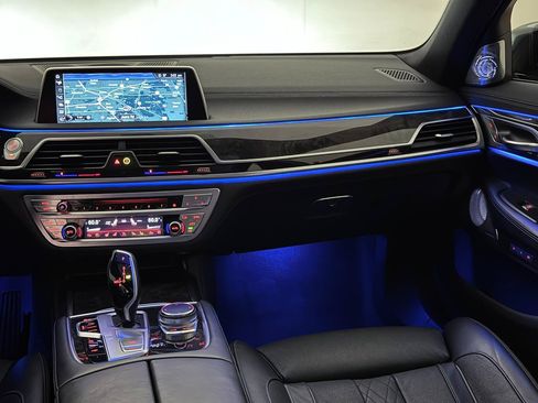 Used 2016 BMW 750i xDrive AWD/4WD image 29