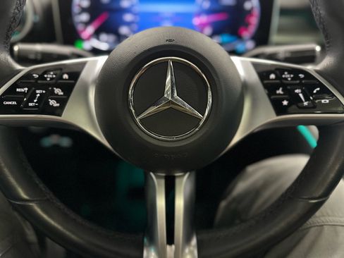 Used 2022 Mercedes-Benz C 300 4MATIC Sedan w/ Exclusive Trim Package image 21