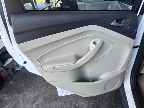 Used 2014 Ford C-MAX Energi SEL w/ Equipment Group 302A image 18