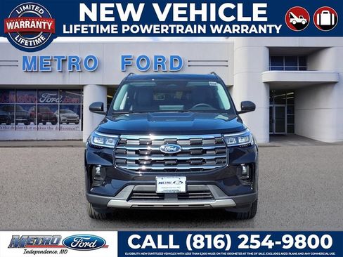 New 2026 Ford Explorer Active w/ Active Comfort Package AWD/4WD image 8