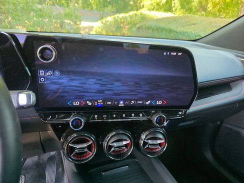 Used 2024 Chevrolet Blazer EV RS AWD/4WD image 17