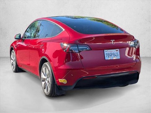 Used 2022 Tesla Model Y Long Range AWD/4WD image 8