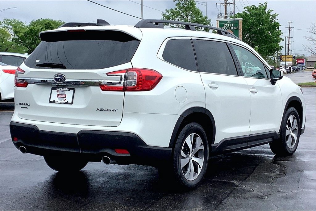 Certified 2025 Subaru Ascent Premium AWD/4WD image 17