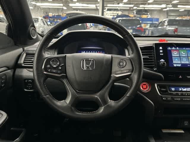 Certified 2023 Honda Passport TrailSport image 14