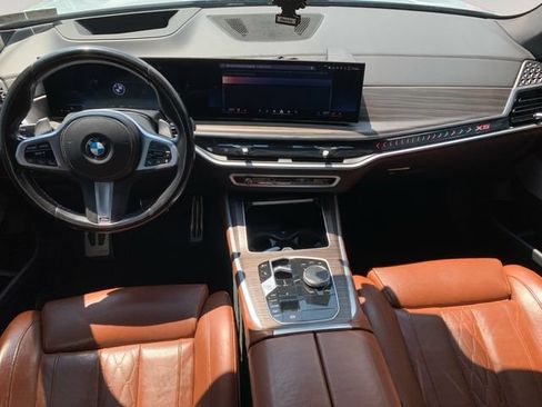 Used 2024 BMW X5 xDrive40i w/ M Sport Package AWD/4WD image 10