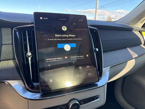 New 2026 Volvo XC90 T8 Ultra w/ Protection Package Premier image 24