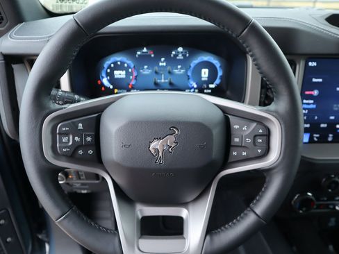 New 2025 Ford Bronco Outer Banks image 3