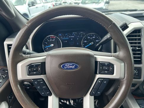 Used 2019 Ford F450 King Ranch w/ King Ranch Ultimate Package AWD/4WD image 16