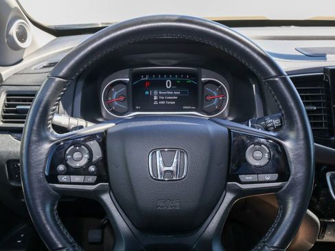 Used 2022 Honda Pilot Touring image 21