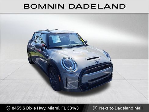 Used 2023 MINI Cooper S image 1