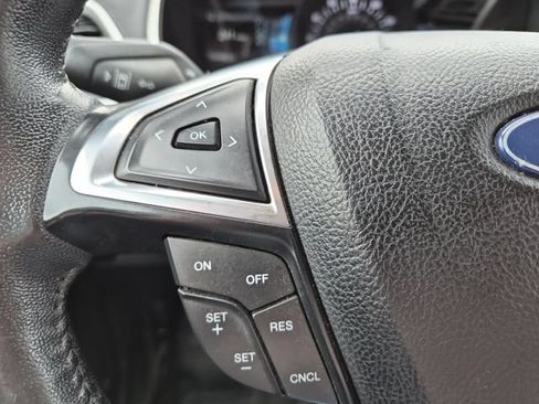 Used 2021 Ford Edge SEL AWD/4WD image 19