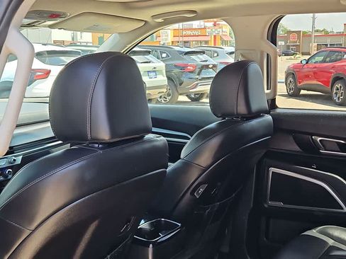 Used 2024 Kia Telluride S w/ S Sunroof Package FWD image 16