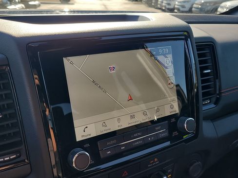 Used 2022 Nissan Frontier PRO-4X image 21