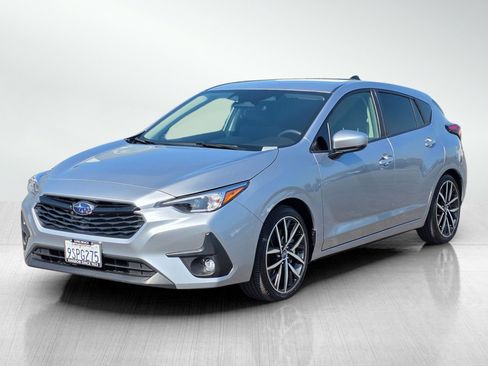 Used 2025 Subaru Impreza 2.0i Sport image 3