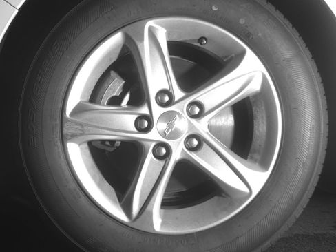 Used 2024 Chevrolet Malibu LT image 12