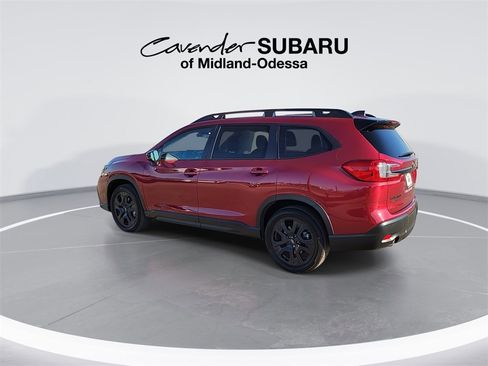 Used 2025 Subaru Ascent Bronze Edition image 6