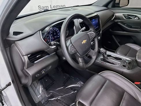 Used 2023 Chevrolet Traverse Premier AWD/4WD image 10