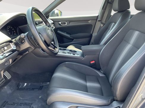Used 2022 Honda Civic Sport image 3