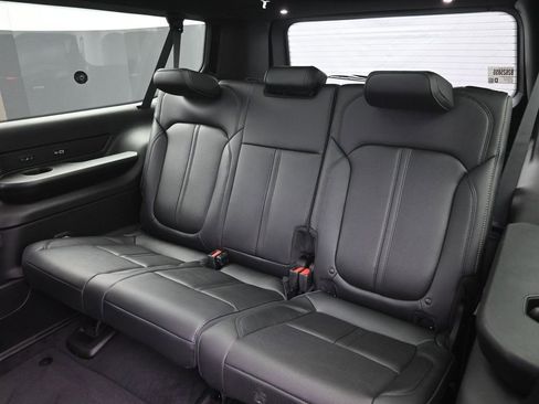 New 2026 Jeep Grand Wagoneer L Limited image 15