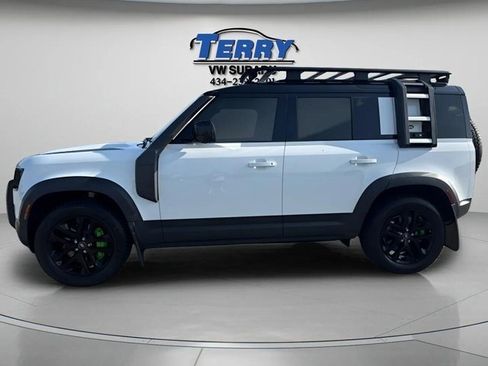 Used 2021 Land Rover Defender 110 SE image 8