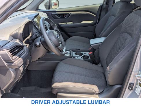 Used 2025 Subaru Forester Premium AWD/4WD image 14