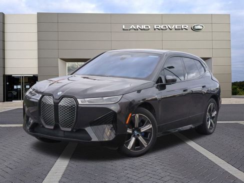 Used 2023 BMW iX xDrive50 w/ Sport Package image 1