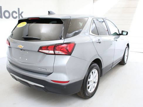 Used 2024 Chevrolet Equinox LT w/ LPO, Floor Liner Package FWD image 9