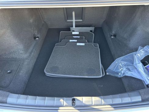 New 2026 BMW 760i xDrive image 9