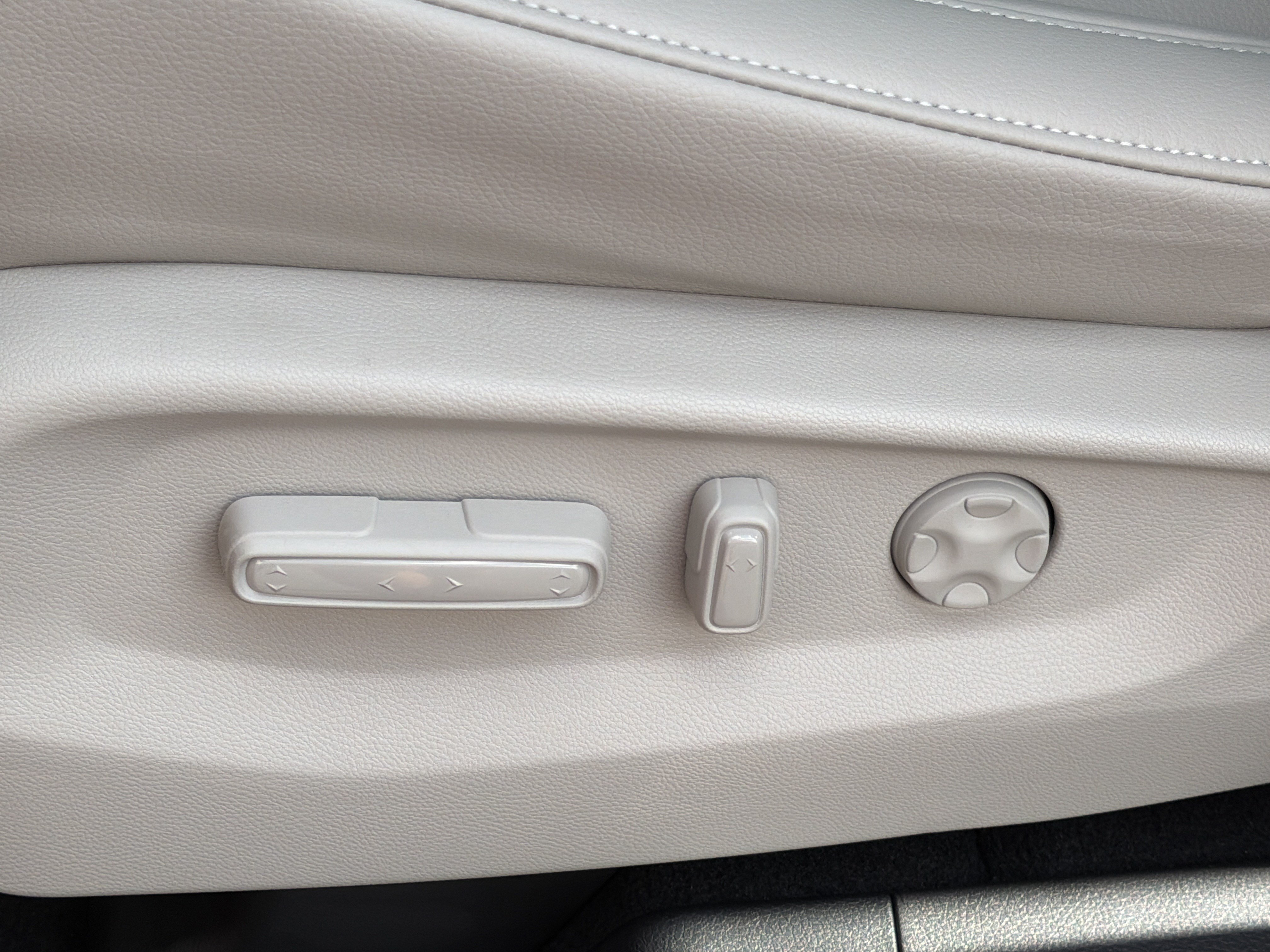 New 2027 Honda Odyssey EX-L image 17