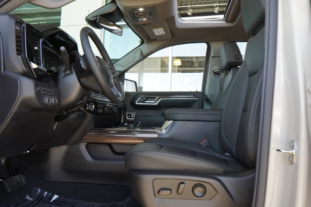 New 2026 Chevrolet Silverado 1500 RST w/ Safety Package AWD/4WD image 30
