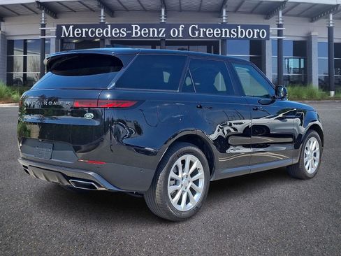 Used 2023 Land Rover Range Rover Sport SE AWD/4WD image 4