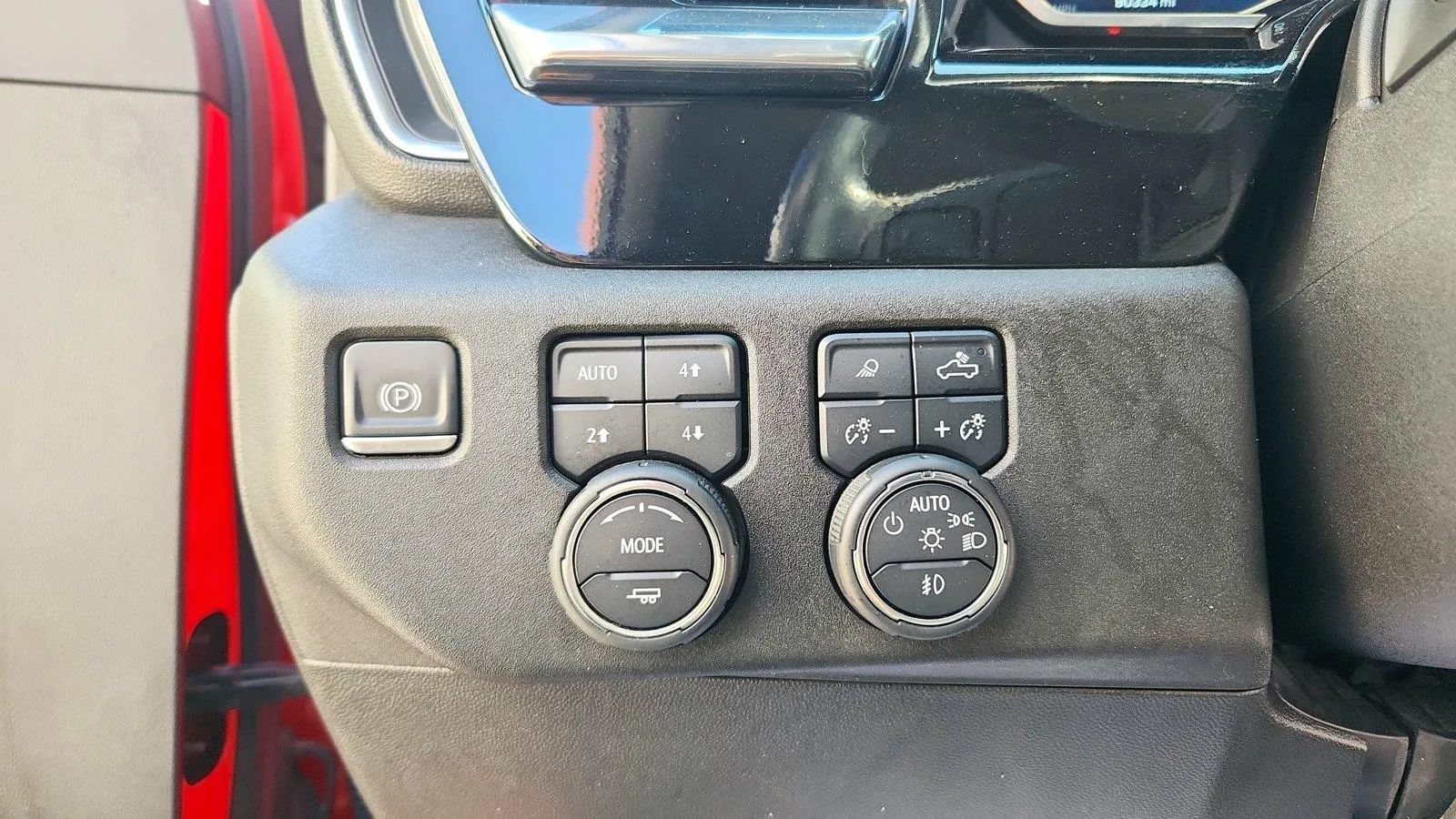 Used 2024 Chevrolet Silverado 2500 LT w/ Convenience Package AWD/4WD image 14