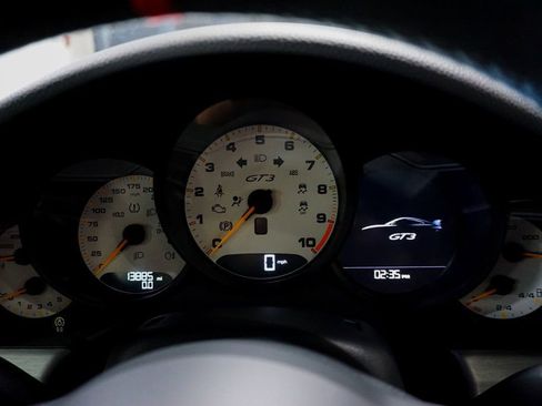 Used 2018 Porsche 911 GT3 image 83
