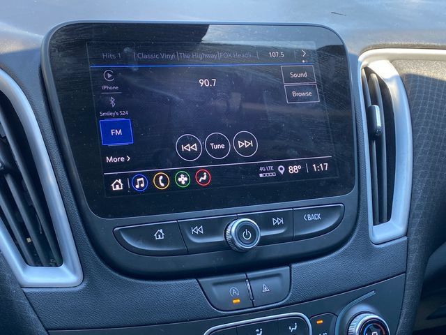 Used 2023 Chevrolet Malibu LT FWD image 17