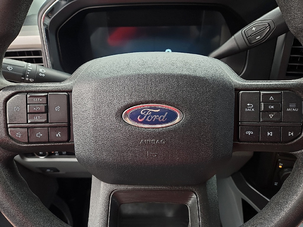 Used 2023 Ford F250 XLT w/ Black Appearance Package AWD/4WD image 19