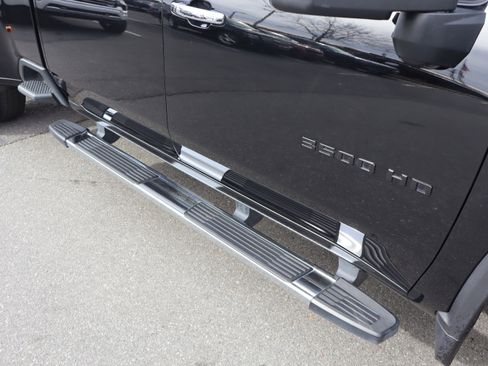 Used 2024 Chevrolet Silverado 3500 LTZ w/ LTZ Plus Package image 13