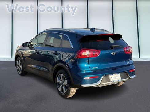 Used 2019 Kia Niro EX image 7