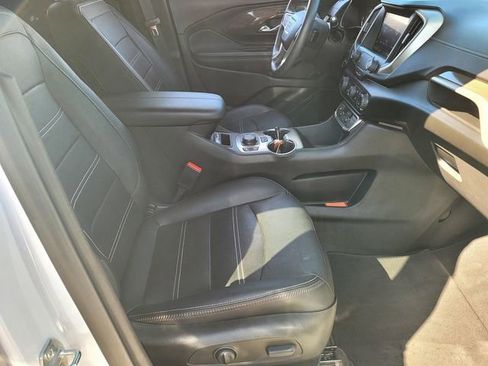 Used 2023 GMC Terrain Denali AWD/4WD image 8