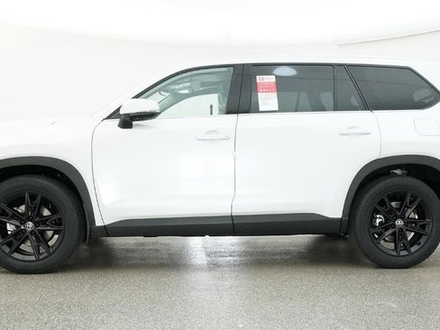 New 2026 Toyota Grand Highlander Limited image 16