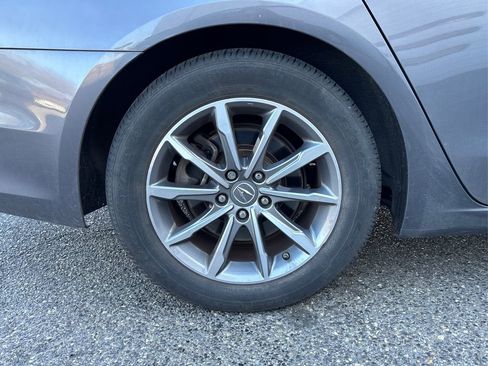 Used 2019 Acura TLX image 14