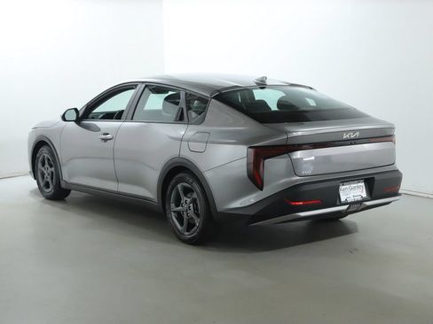 Used 2025 Kia K4 FWD image 42