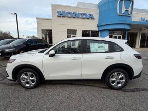 New 2025 Honda HR-V LX image 2