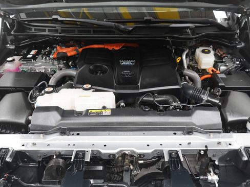 Used 2023 Toyota Tundra Capstone image 30