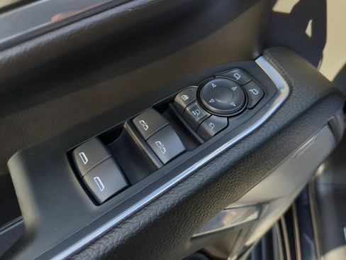 Certified 2024 GMC Sierra 2500 Denali w/ Denali Reserve Package image 17