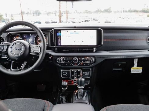 New 2026 Jeep Gladiator Rubicon AWD/4WD image 15