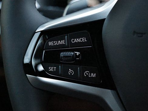 New 2026 BMW 330i Sedan w/ Premium Package image 33