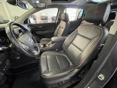 Used 2022 GMC Acadia AT4 w/ Technology Package AWD/4WD image 23
