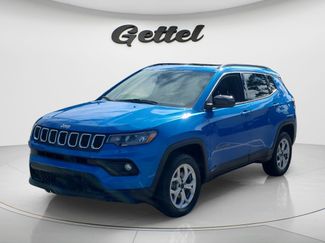 Used 2025 Jeep Compass Latitude w/ Sun & Sound Group AWD/4WD video 2